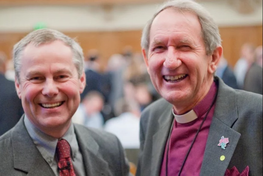 Jeff welcomes Stephen Gaukroger to the Sunday Service