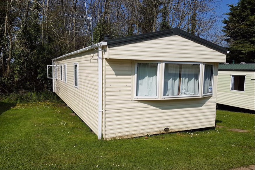 Provide holiday parks with date for reopening says MS