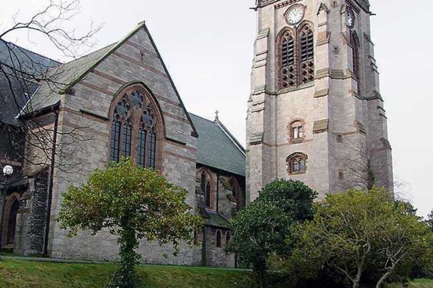 Local criticism for face-covering position in places of worship