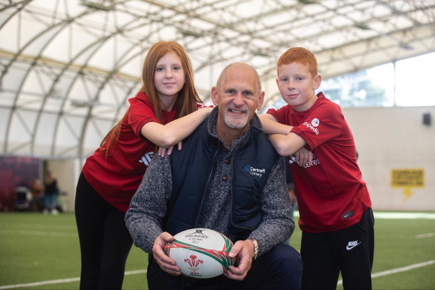 Sports stars of future have a ball at “brilliant” Bay event