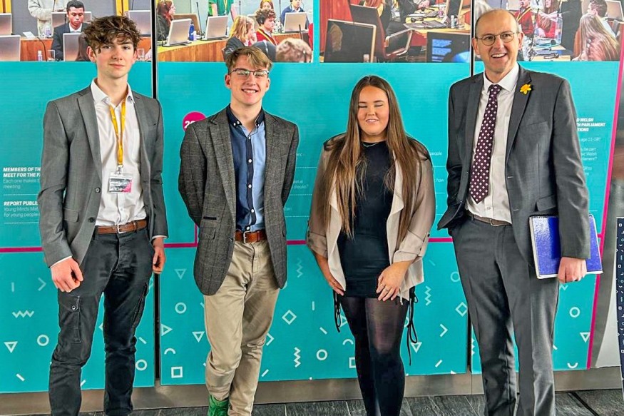 Welsh Youth Parliament stars show 'bright future for democracy’