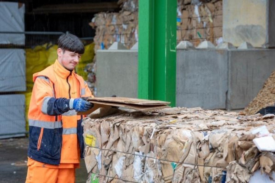 Young people celebrate success on jobs programme