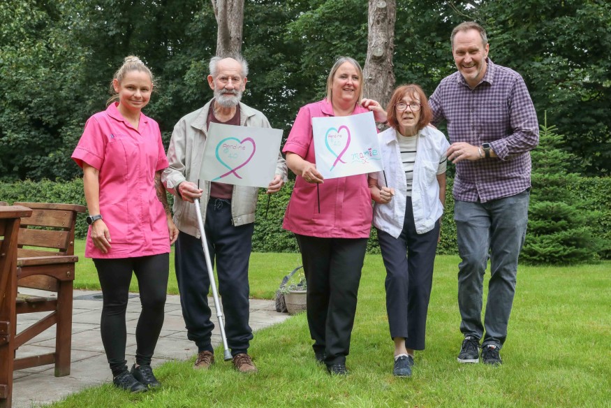 91-year-old runner leads care home’s 10-mile walk